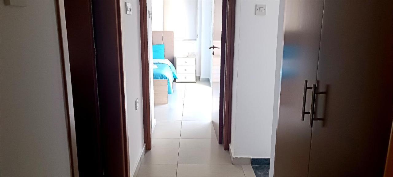 Colonial Villa 32 ペルボニア エクステリア 写真